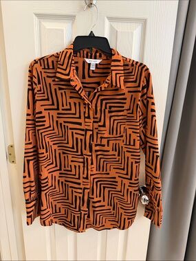 Nine West Orange and Black Geometric Button-Front Shirt